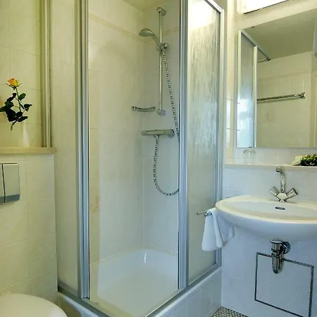 Stadt Hotel 3*