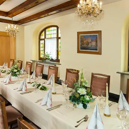 Stadt Hotel 3*